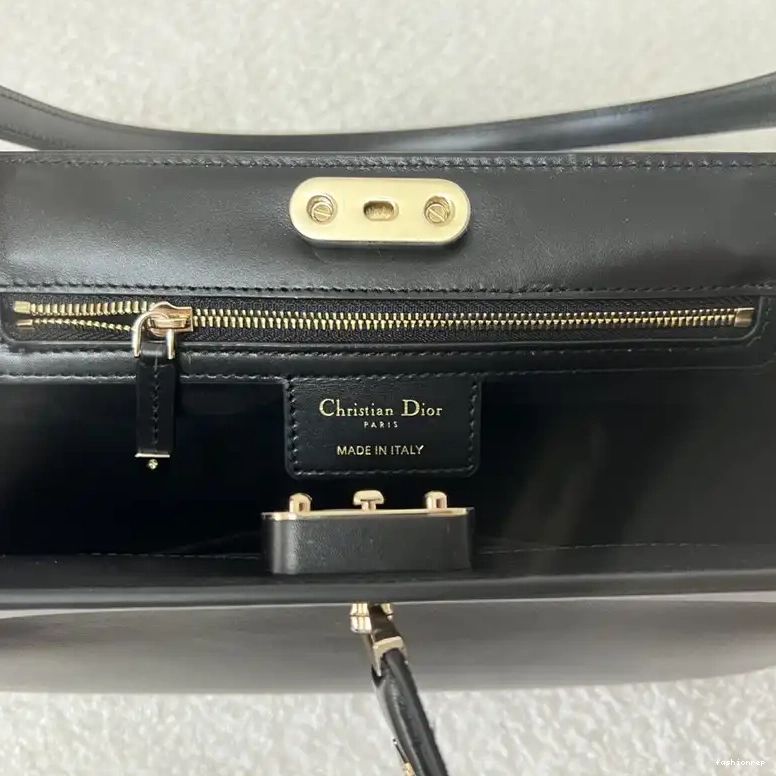 Fashionrepsfam ru 2306YZ0057 Bag Dio 0815